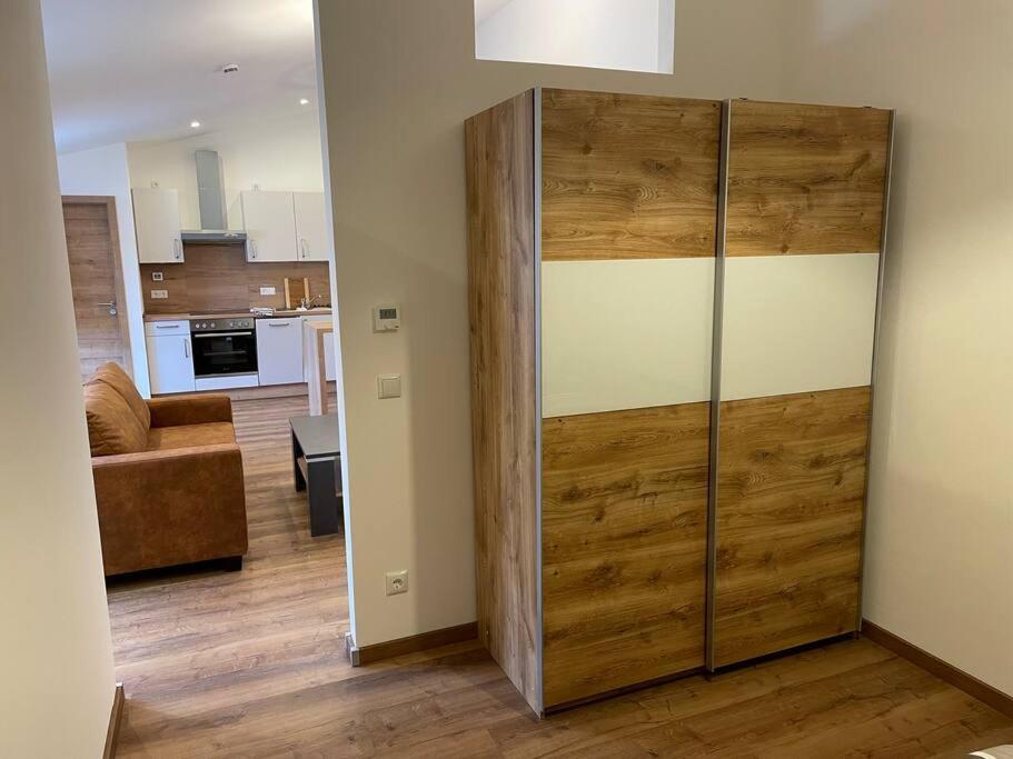 Apartment In Zentraler Lage Mit Privatparkplatz 格拉芬韦赫尔 外观 照片